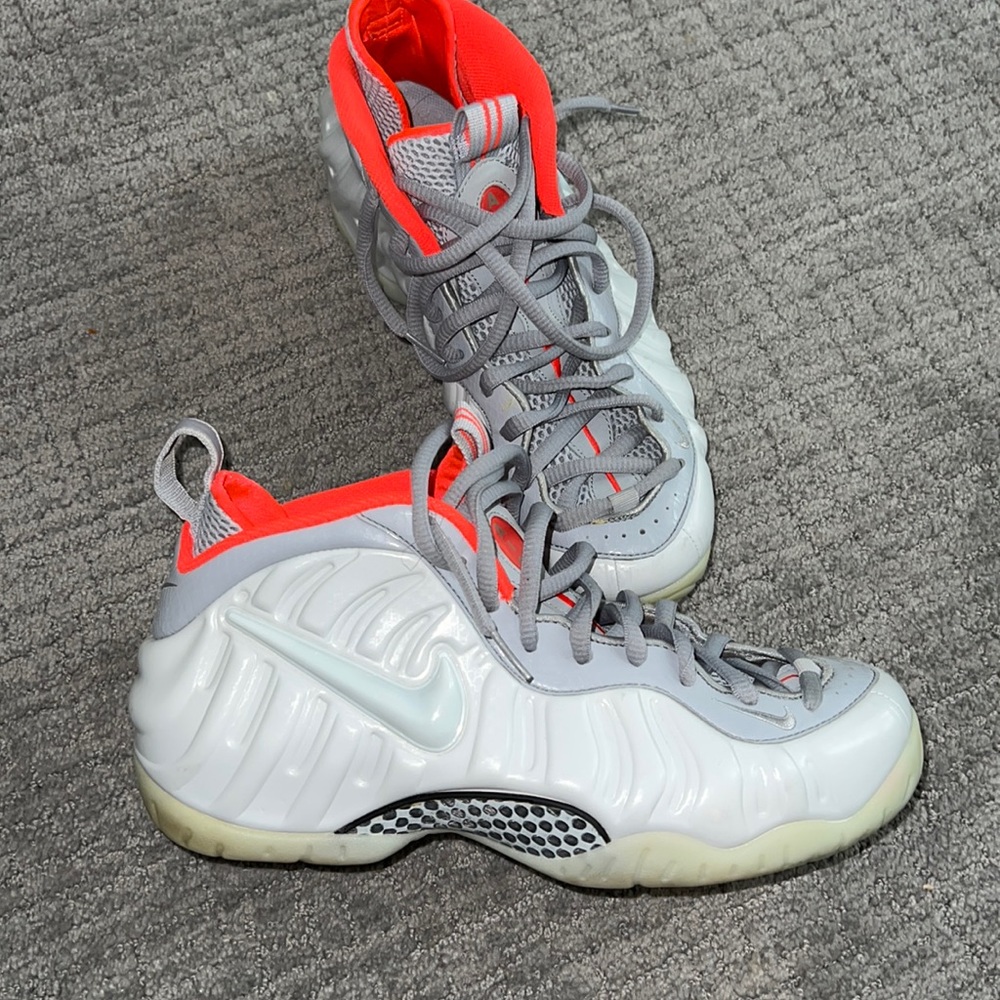 Mens Foamposite Sneakers